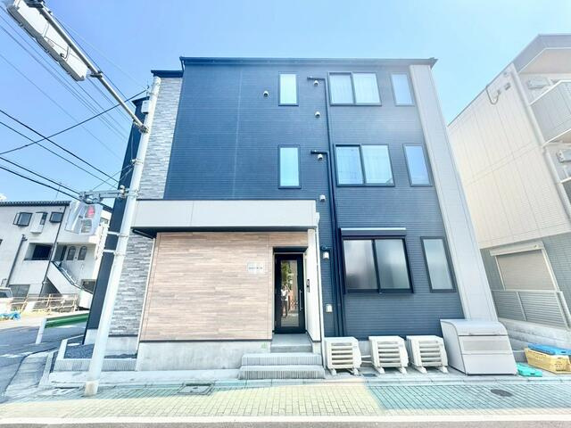 ＫＬＥＩＳ竹ノ塚の外観