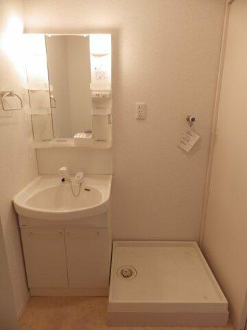 エシール中十条の独立洗面台