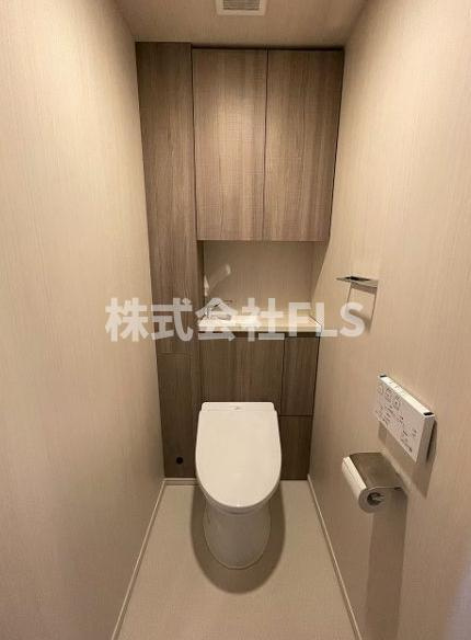 北区王子５丁目の賃貸マンションのトイレ