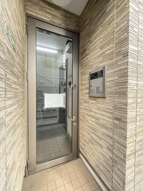 ＫＫハウス北千住のエントランス