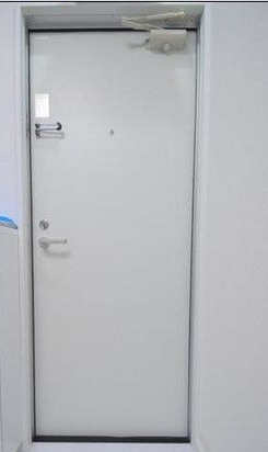 クレール千駄木　Ｂ棟の玄関
