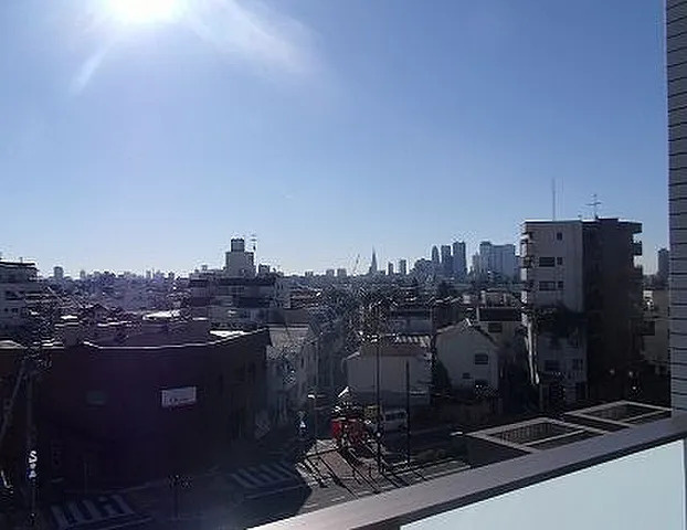 プレール・ドゥーク新宿中落合２の展望