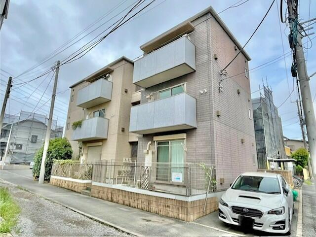 フォルス１１の外観