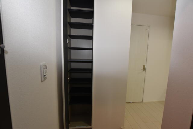 レティーナ銀座ＥＡＳＴの収納