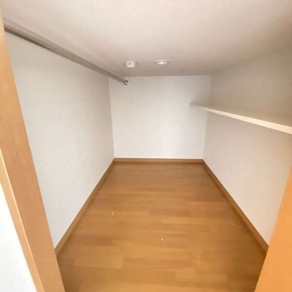 リヴィエール岩塚　名古屋市賃貸　仲介手数料無料の収納