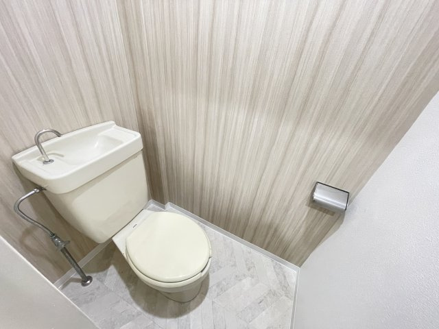 寝屋川市清水町の賃貸マンションのトイレ