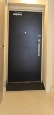 アーベイン常盤台の玄関