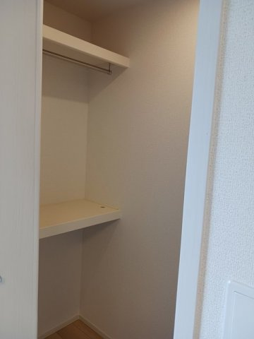 メゾン　アールエスピーの収納|小物を収納するのに便利です