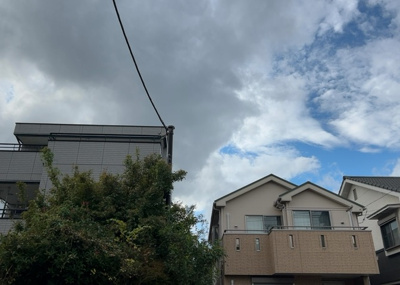 【展望】 | 緑ヶ丘第３住宅 | 眺望を気にして物件を探す場合、前面に建物が建っていないか現地で確認しましょう！前面に建物があると景色はもちろん、日当たりや風通しにも影響が出てきます。住んだ時のことを想像しながら現地見学をしましょう。