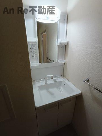 川口市大字安行原の賃貸マンションの洗面所|別部屋イメージ写真