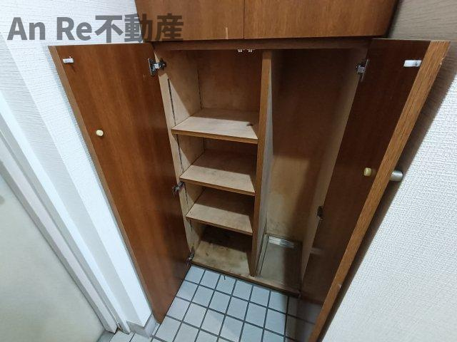 川口市大字安行原の賃貸マンションの収納|別部屋イメージ写真