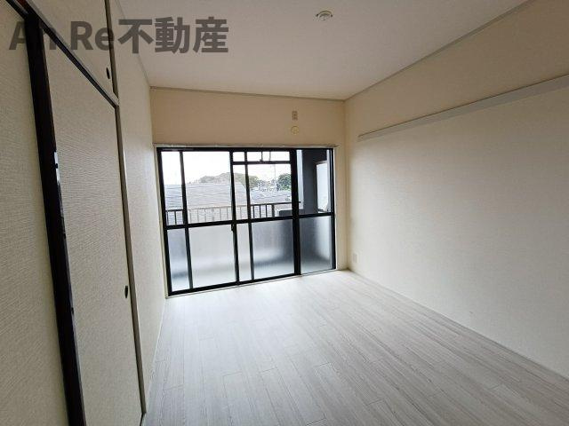 川口市大字安行原の賃貸マンションの居間・リビング|別部屋イメージ写真