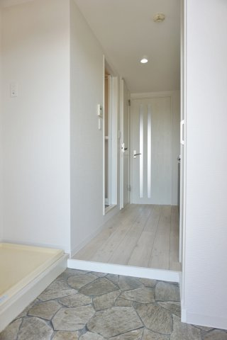 【玄関】 | CASA NOAH名古屋I
