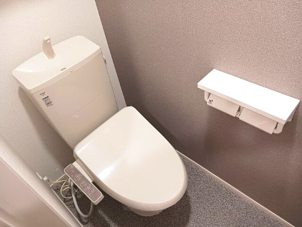 【トイレ】 | イル　リモーネ | 清潔感のあるトイレです