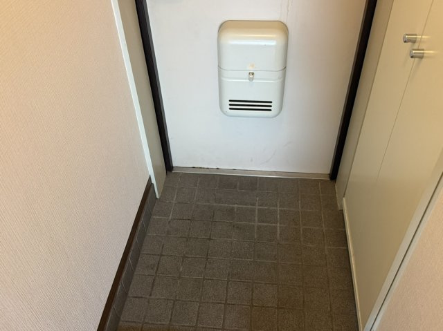 【玄関】