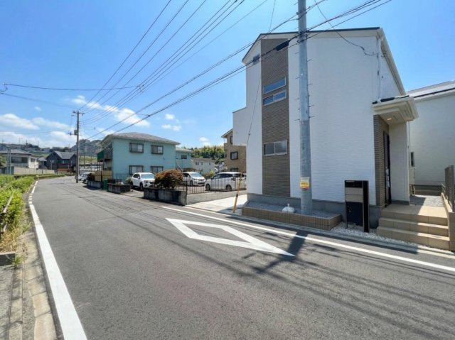 稲城市東長沼の新築一戸建の外観