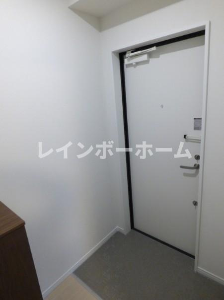 ルーブル南流山の玄関