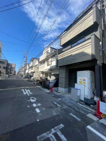 【前面道路含む現地写真】の画像