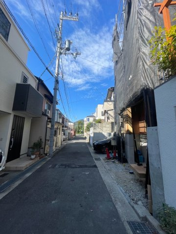 【前面道路含む現地写真】の画像