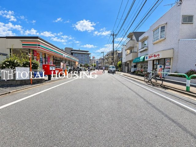 【前面道路含む現地写真】 | 世田谷区砧4丁目　建築条件付き売地　全2区画