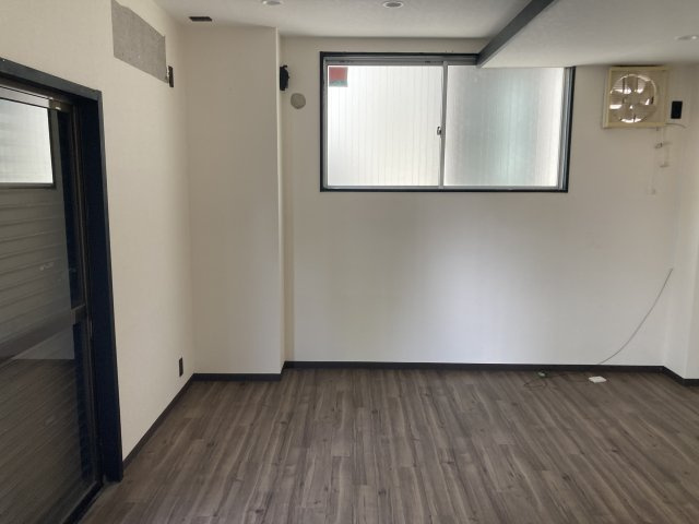 大阪市平野区平野西３丁目の店舗事務所