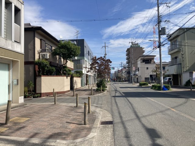大阪市平野区長吉長原３丁目の店舗事務所