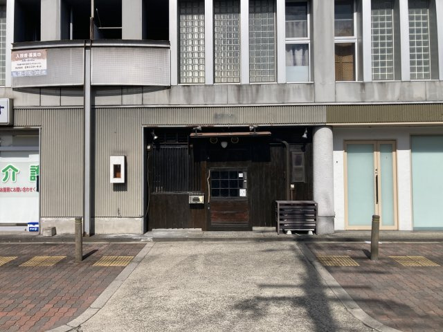 大阪市平野区長吉長原３丁目の店舗事務所の外観