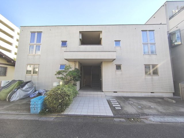 アステイオンの外観