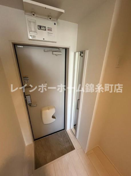 RR Homesの玄関