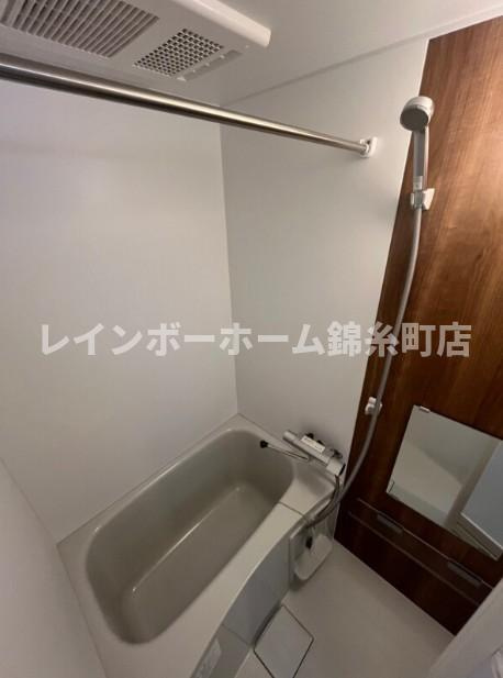 RR Homesの浴室