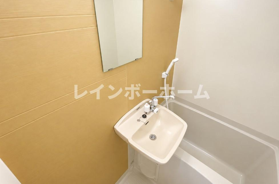 アイプログレイス西新井栄町の洗面所