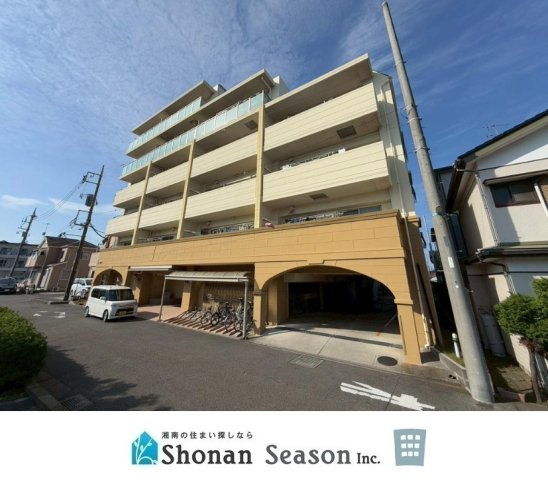 カインドステージ鶴間の外観|小田急江ノ島線「鶴間」駅徒歩15分の立地！アクセス便良好です◎　　
ペットと一緒に暮らせるリノベマンション（2025.10）がこちら！