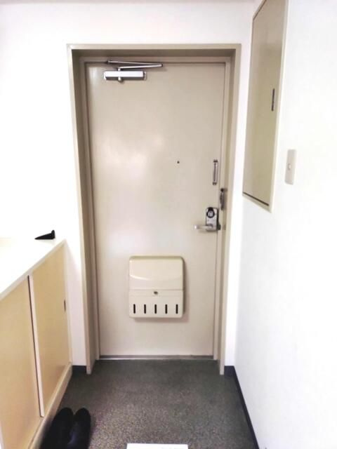 ドミール洗足池の玄関
