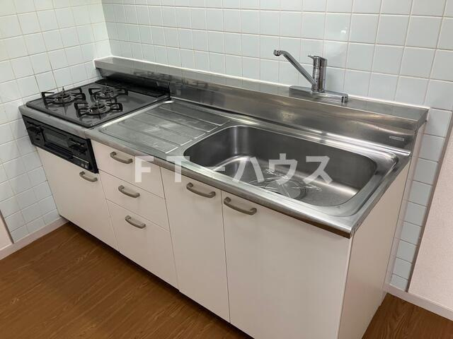 アドリーム幕張本郷吉野のキッチン