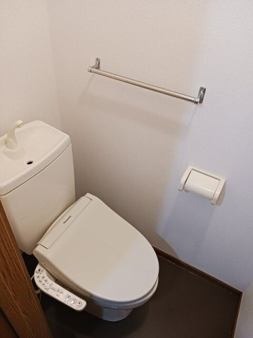 【トイレ】 | プレデュリーヴ | 清潔感のあるトイレです