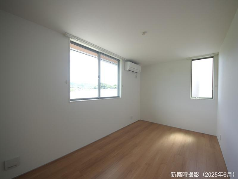 土佐市蓮池　中古戸建　【築浅物件】の洋室|2Ｆ　7.2帖+ＣＬ