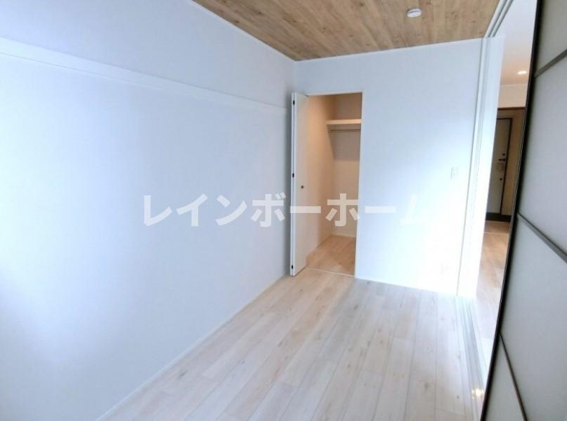 ｄｅｎ　ｄｏｕｃｅ　デンドゥースの内装