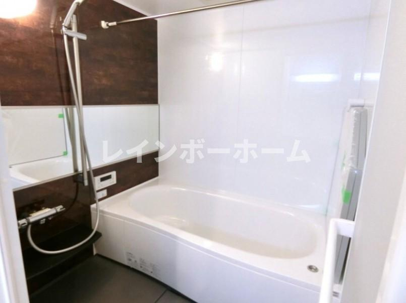 ｄｅｎ　ｄｏｕｃｅ　デンドゥースの浴室