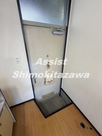 コーポサンライズの玄関