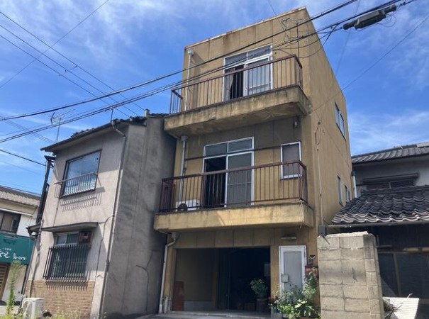 姫路市広畑区末広町３丁目の中古一戸建の外観