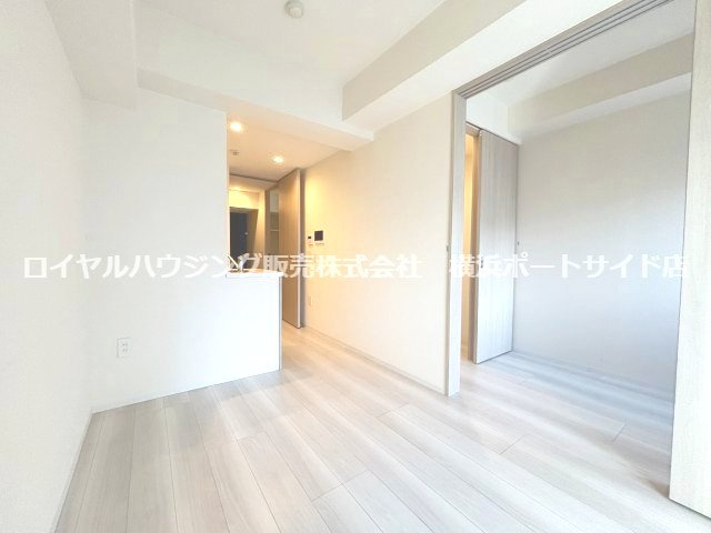 ※同タイプの室内写真となります。