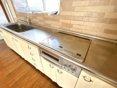 光市光井2丁目　戸建てのキッチン|IHクッキングヒーター