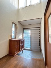 光市光井2丁目　戸建ての玄関|靴箱あります。