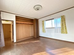 光市光井2丁目　戸建ての洋室|2階洋室