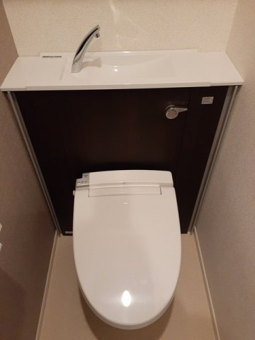 【トイレ】 | ＣＯＳＭＯ　ＬＩＧＨＴ | 落ち着いたトイレです