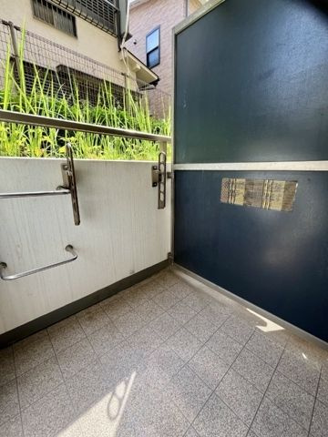 レジディア六本木檜町公園のバルコニー