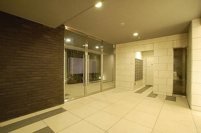 グランドコンシェルジュ両国東アジールコートのエントランス