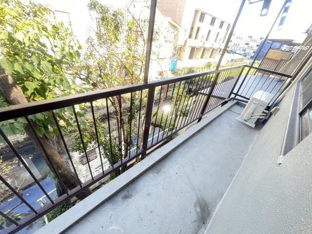 寝屋川市高柳２丁目のテラスのバルコニー