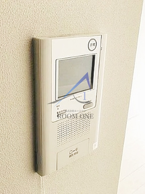 アルティザ東麻布のセキュリティ|モニター付きインターホンです。