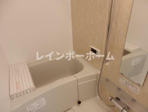 ウェルスクエアの浴室